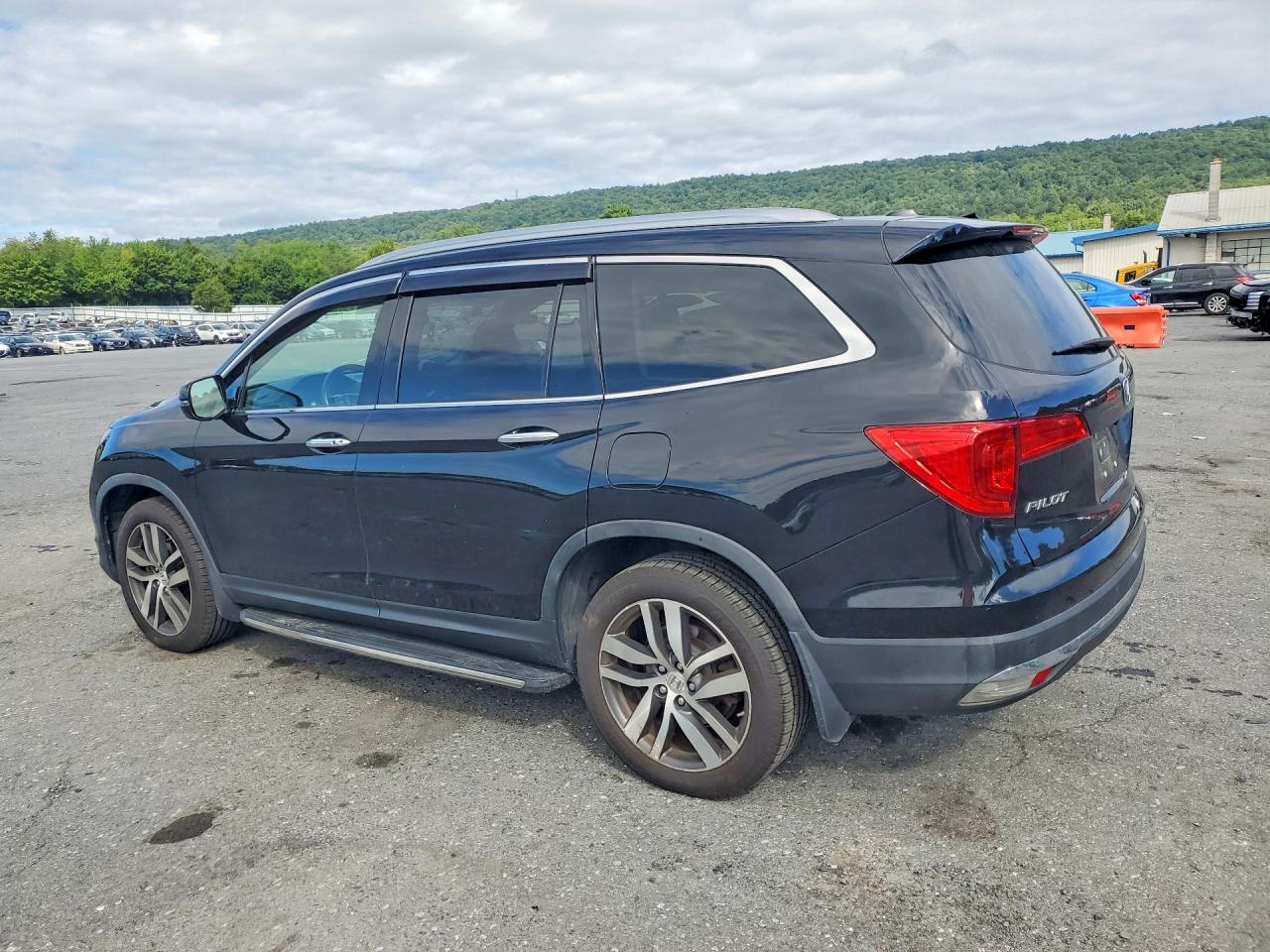 2017 HONDA PILOT TOURING — снимка 2