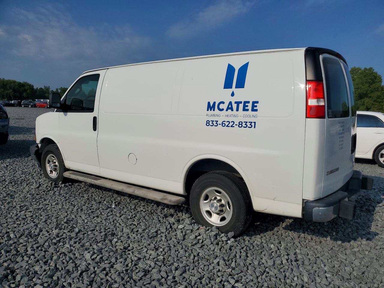 2019 CHEVROLET EXPRESS G2500 — снимка 2