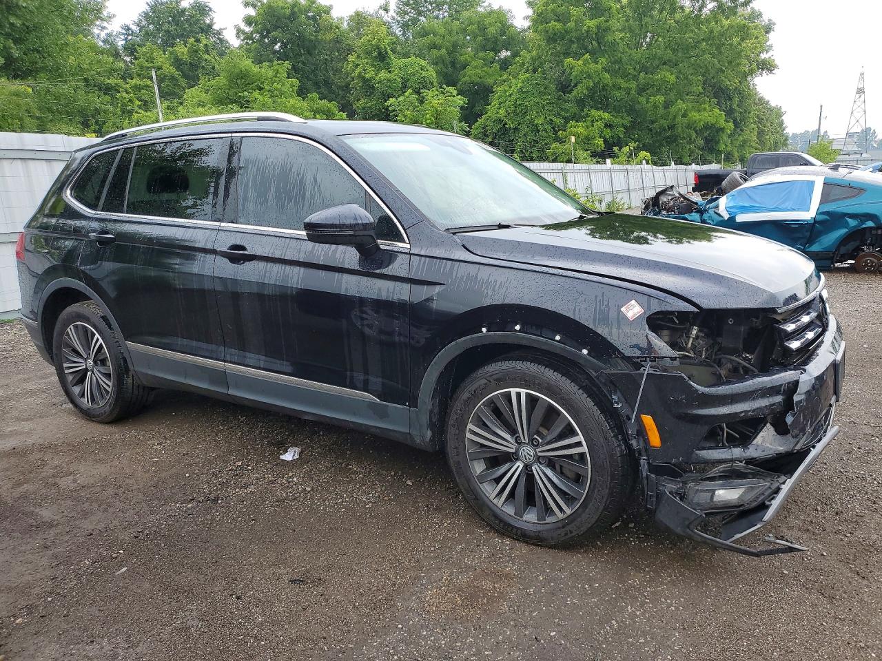 2020 VOLKSWAGEN TIGUAN SEL PREMIUM R-LINE — снимка 4