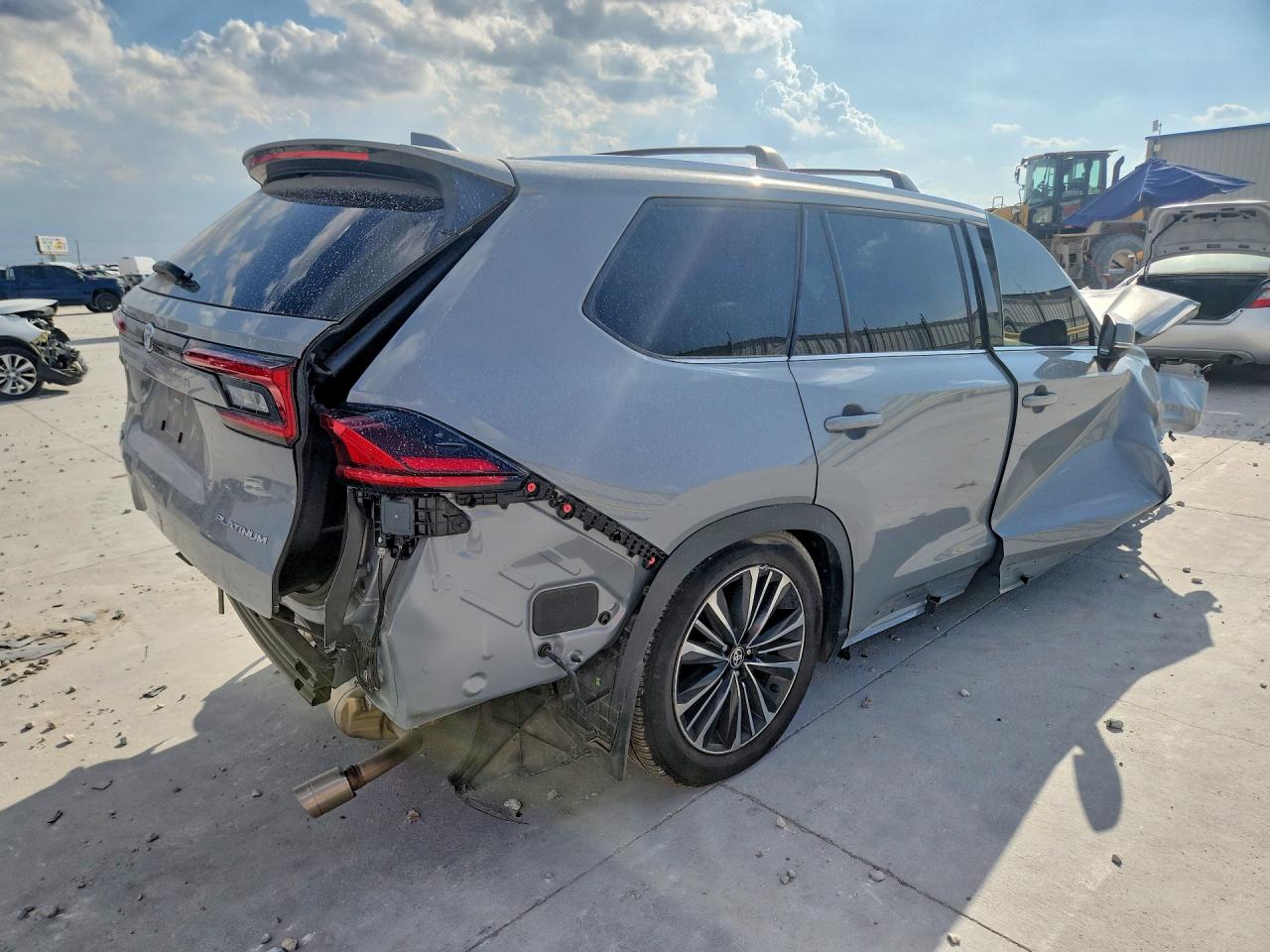 2026 TOYOTA GRAND HIGHLANDER HYBRID MAX PLATINUM — снимка 3