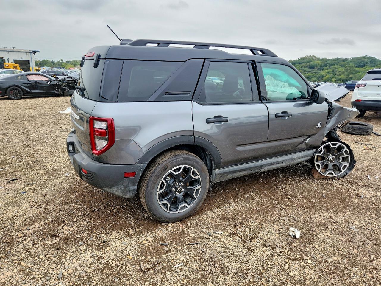 2026 FORD BRONCO SPORT OUTER BANKS — снимка 3