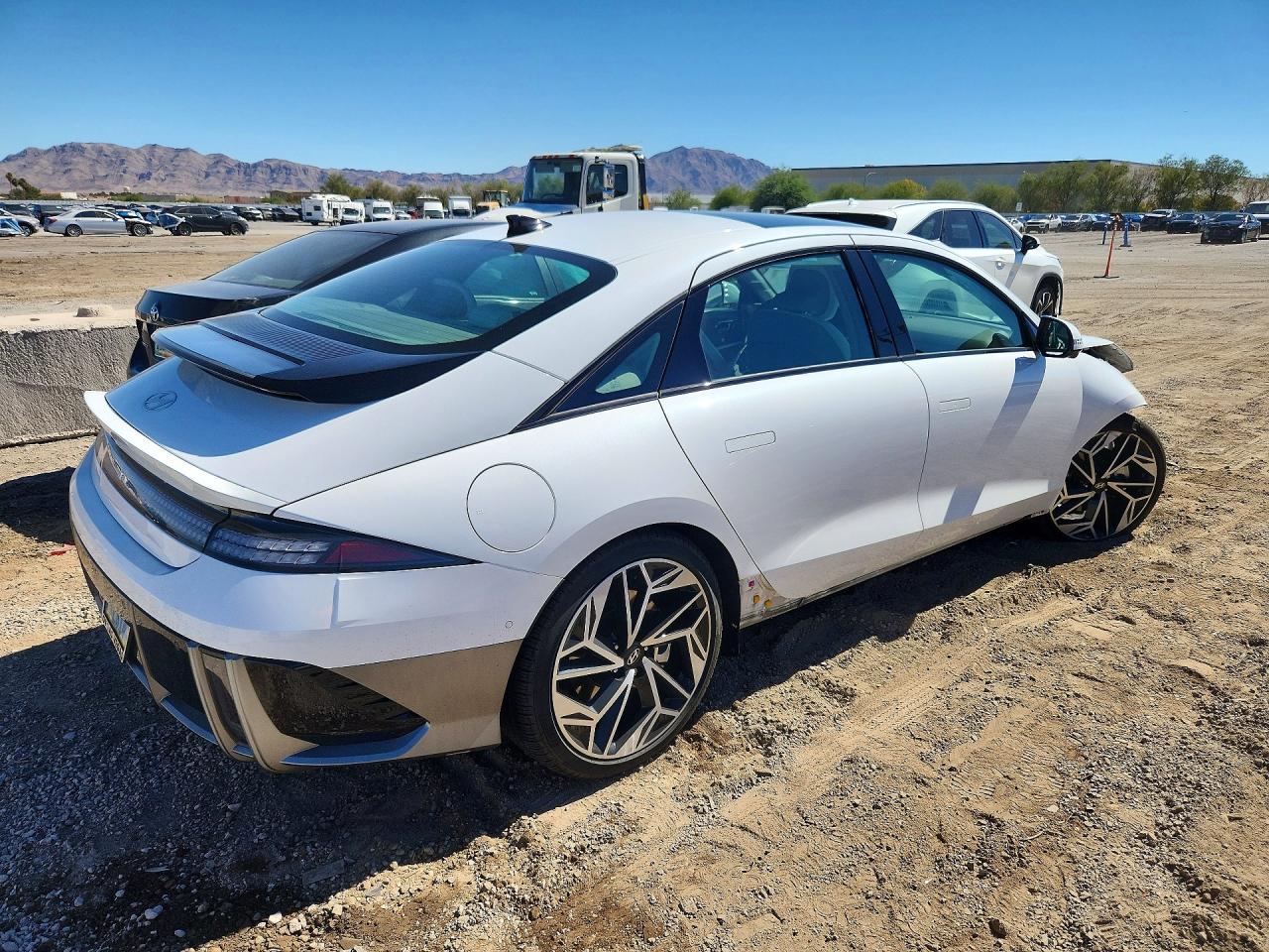 2025 HYUNDAI IONIQ 6 LIMITED — снимка 3