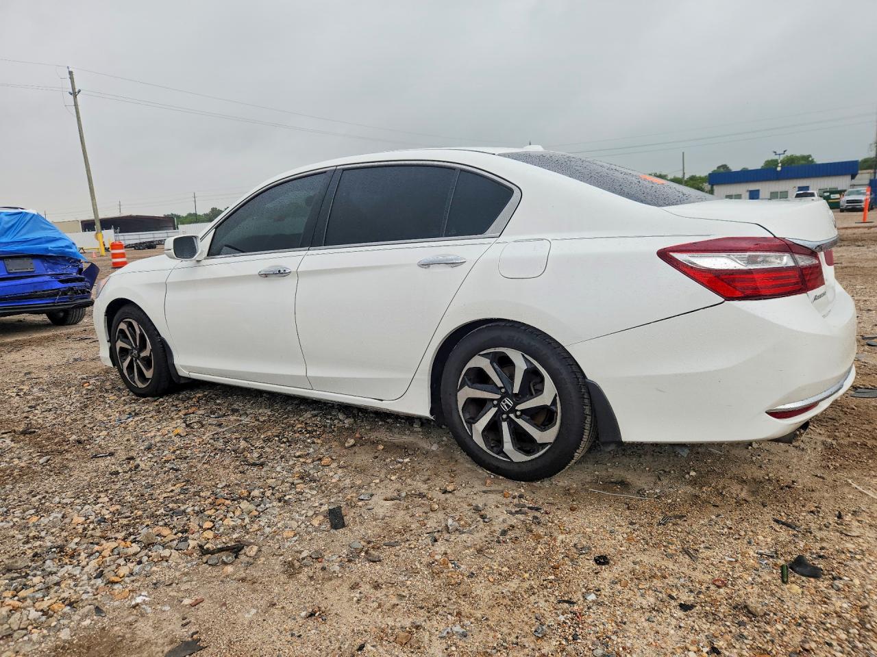 2017 HONDA ACCORD EXL — снимка 2