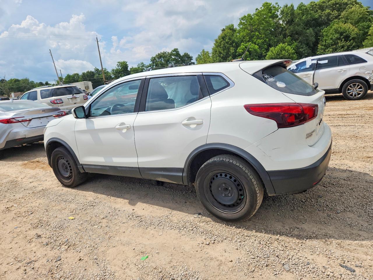 2018 NISSAN ROGUE SPORT S — снимка 2