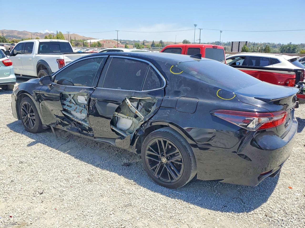 2023 TOYOTA CAMRY SE — снимка 2