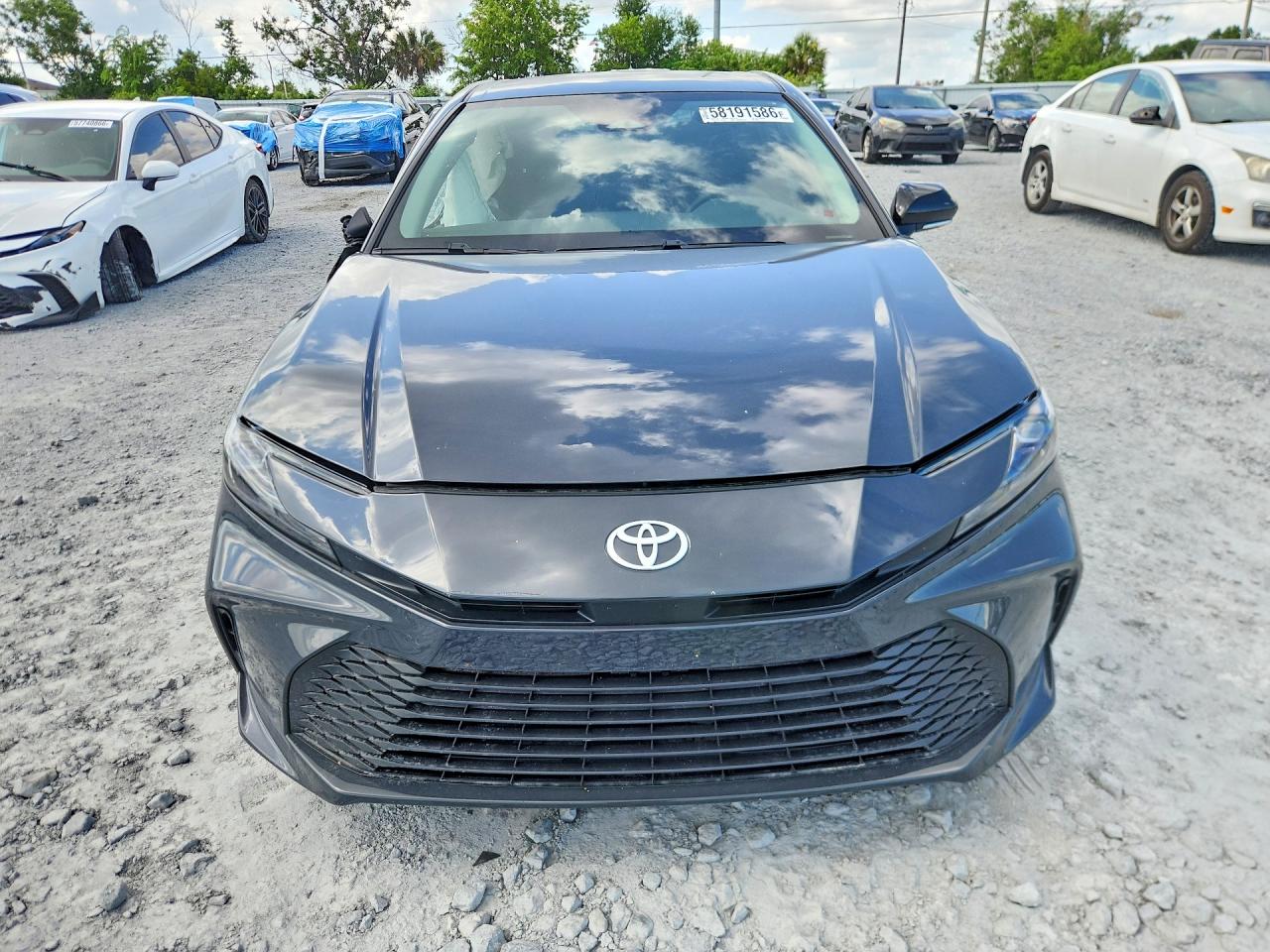 2026 TOYOTA CAMRY LE — снимка 5