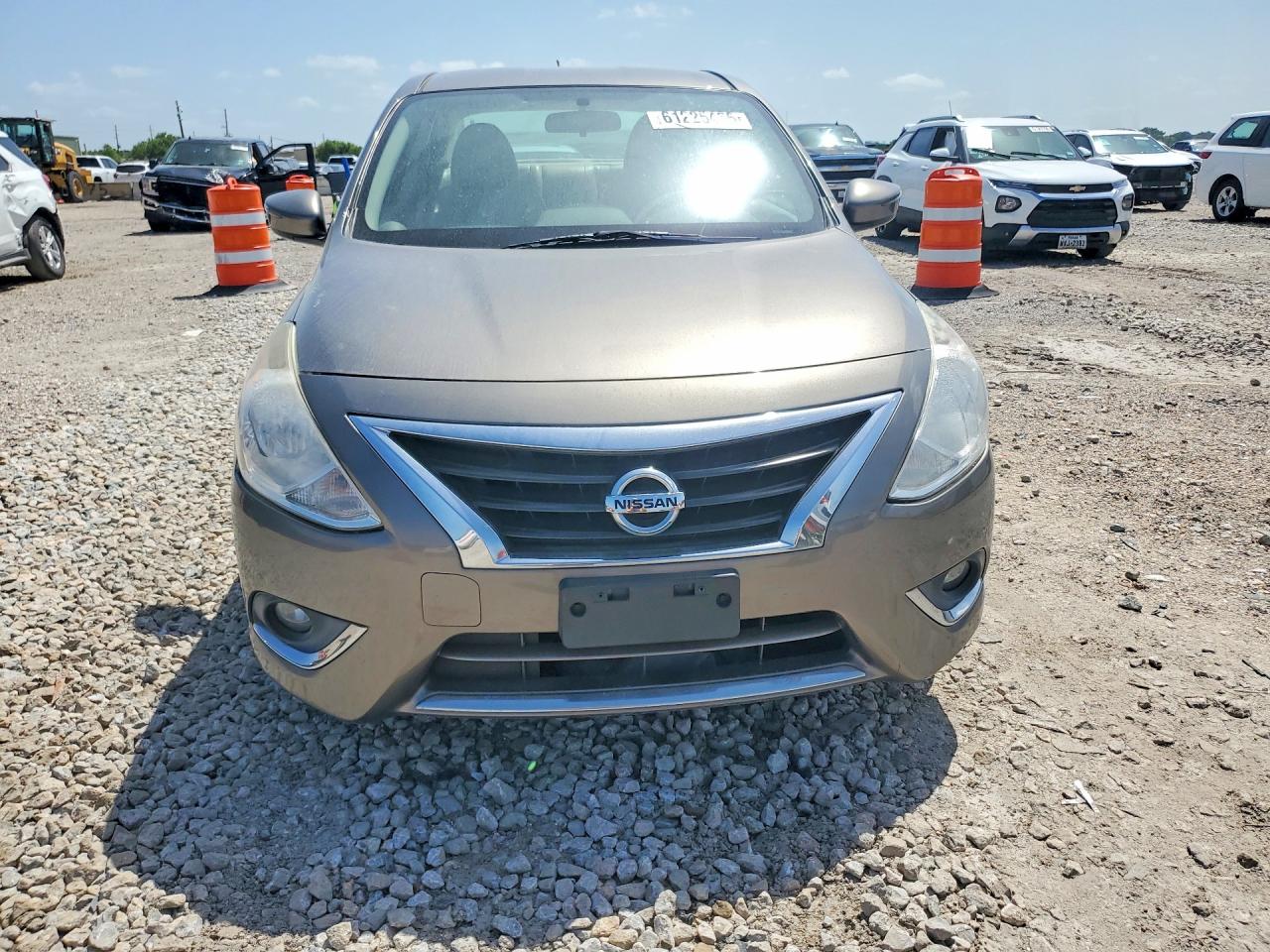 2016 NISSAN VERSA 1.6 SL — снимка 5