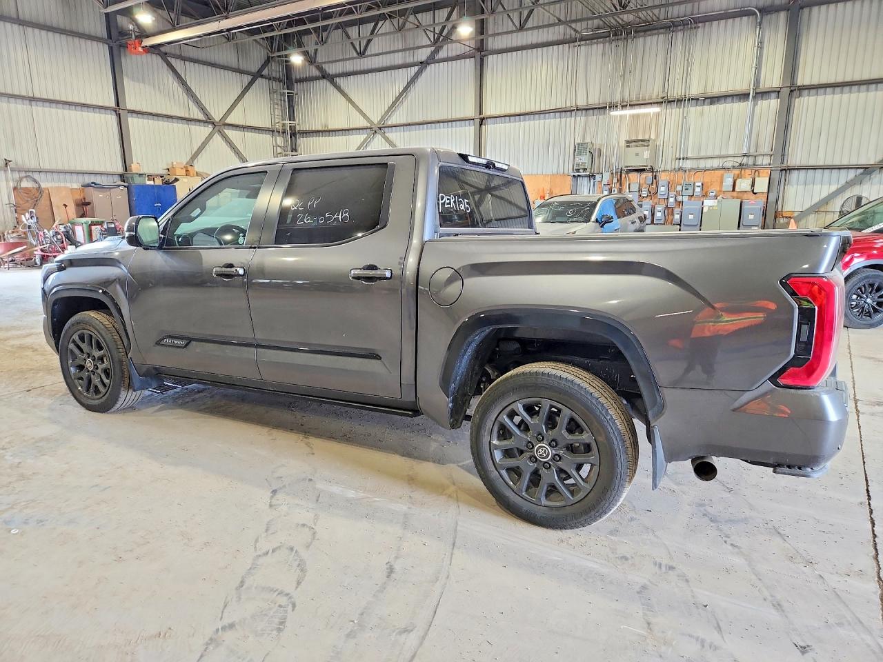 2024 TOYOTA TUNDRA PLATINUM HV — снимка 2