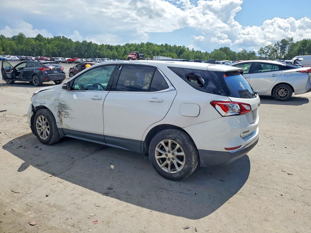 2019 CHEVROLET EQUINOX LT — снимка 2