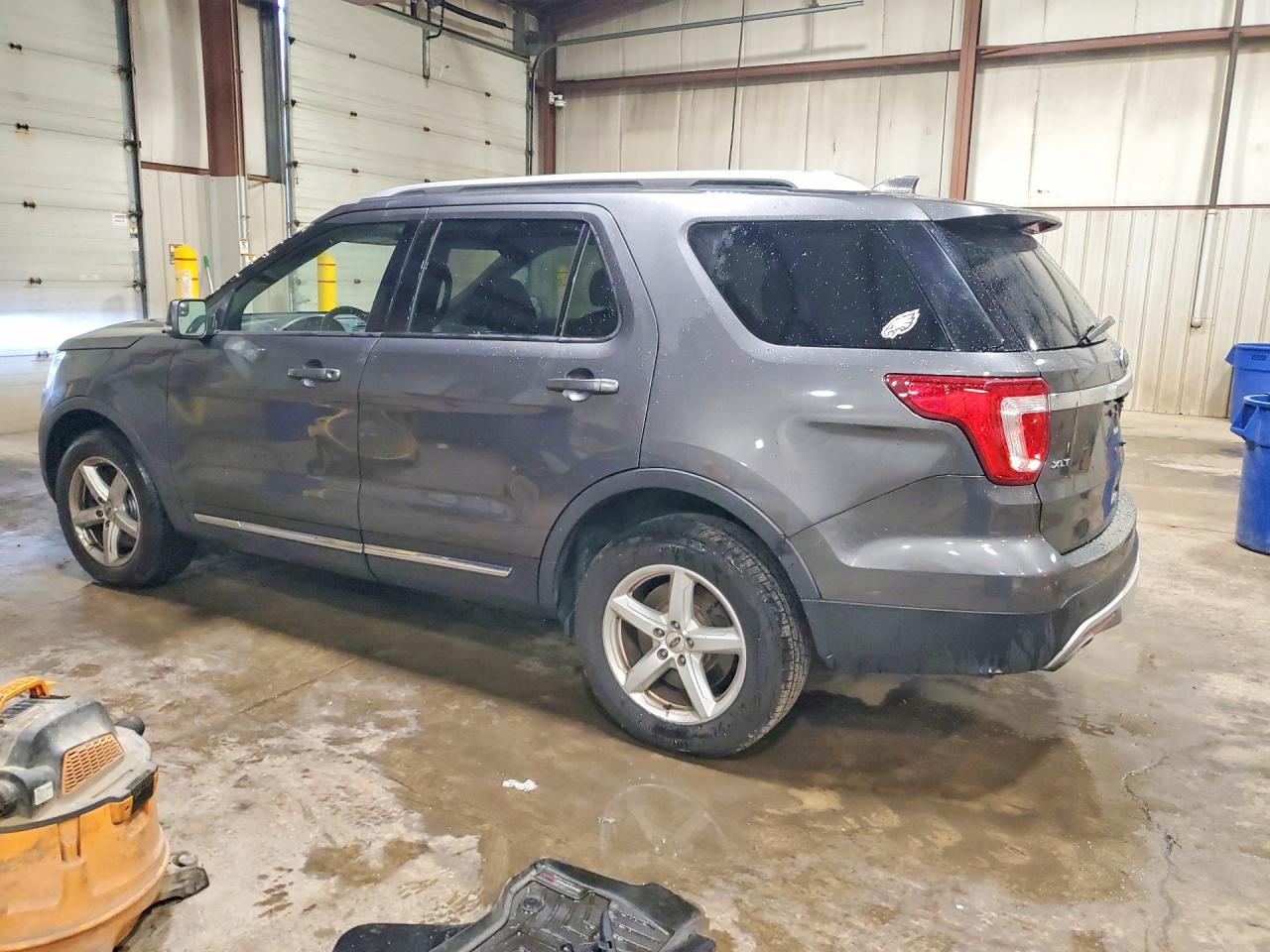 2016 FORD EXPLORER XLT — снимка 2