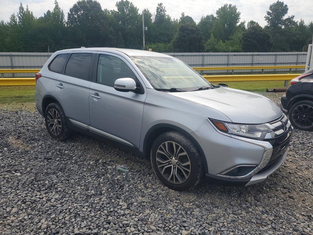 2017 MITSUBISHI OUTLANDER SE — снимка 4