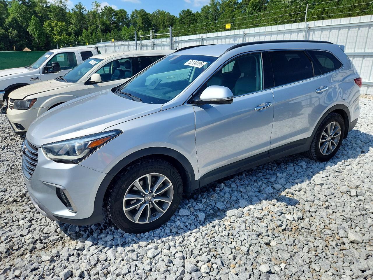 2019 HYUNDAI SANTA FE XL SE