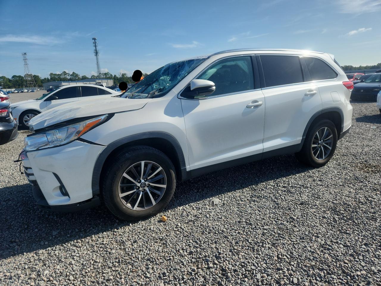 2019 TOYOTA HIGHLANDER XLE