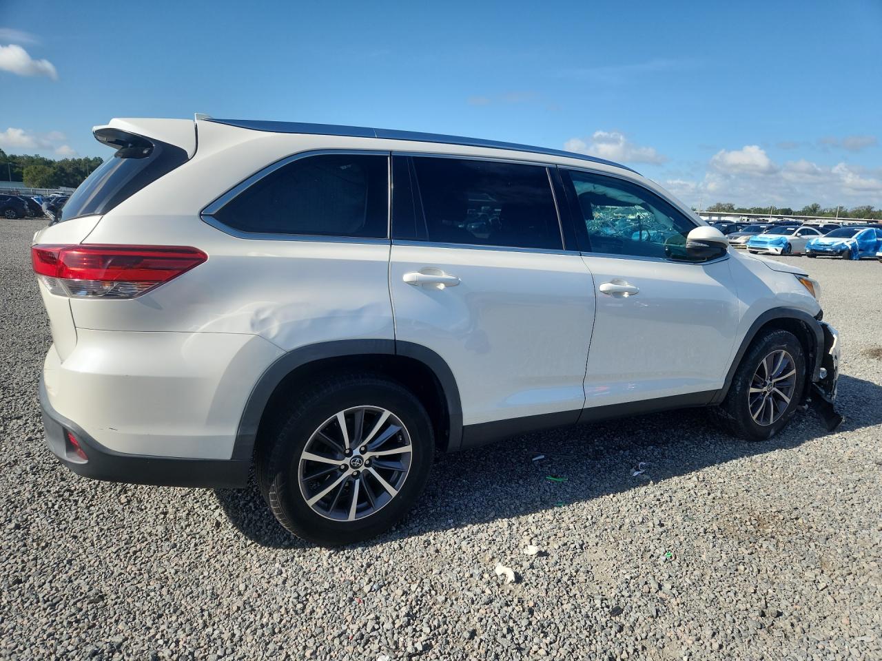 2019 TOYOTA HIGHLANDER XLE — снимка 3