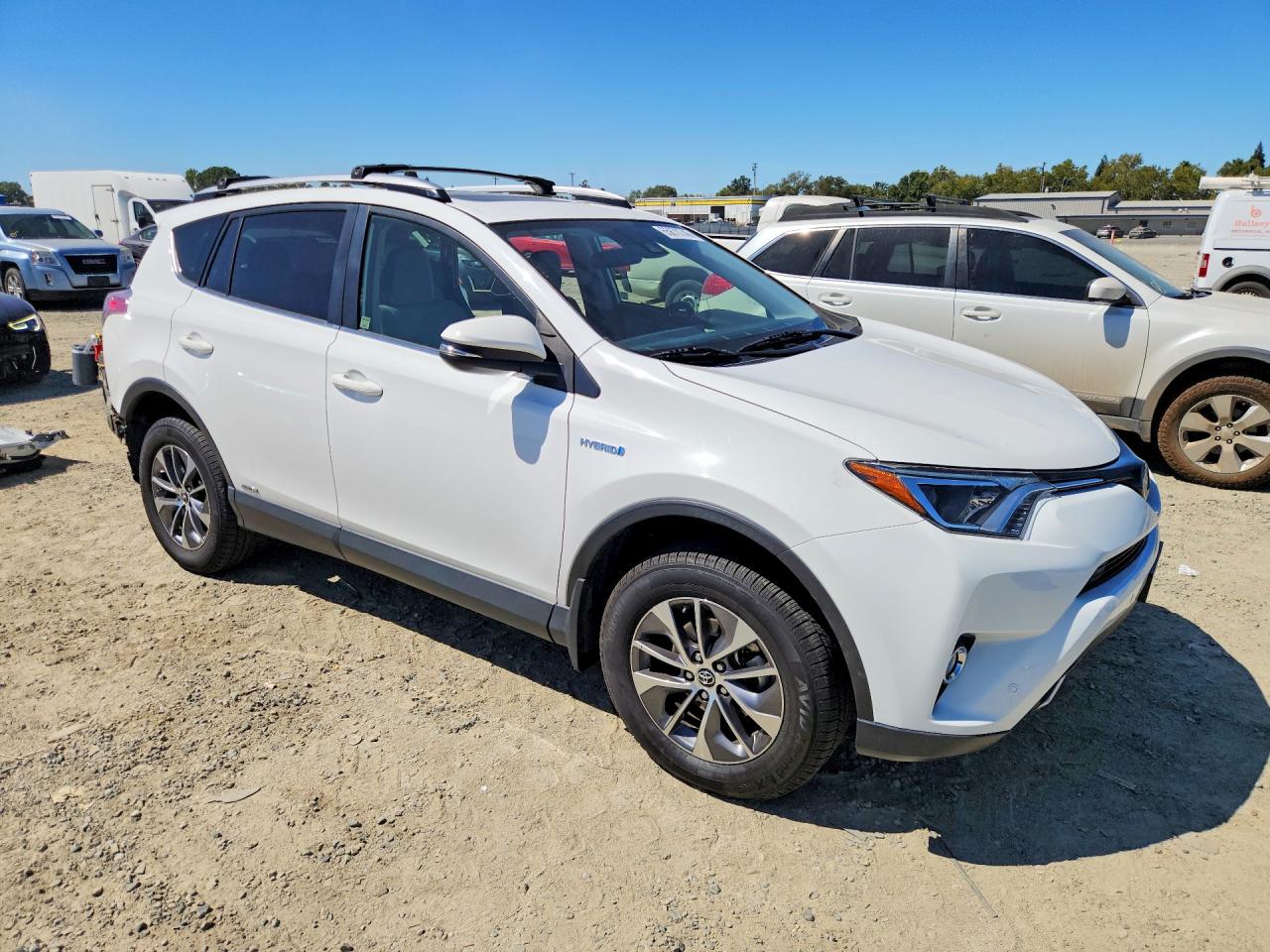 2018 TOYOTA RAV4 HYBRID XLE — снимка 4
