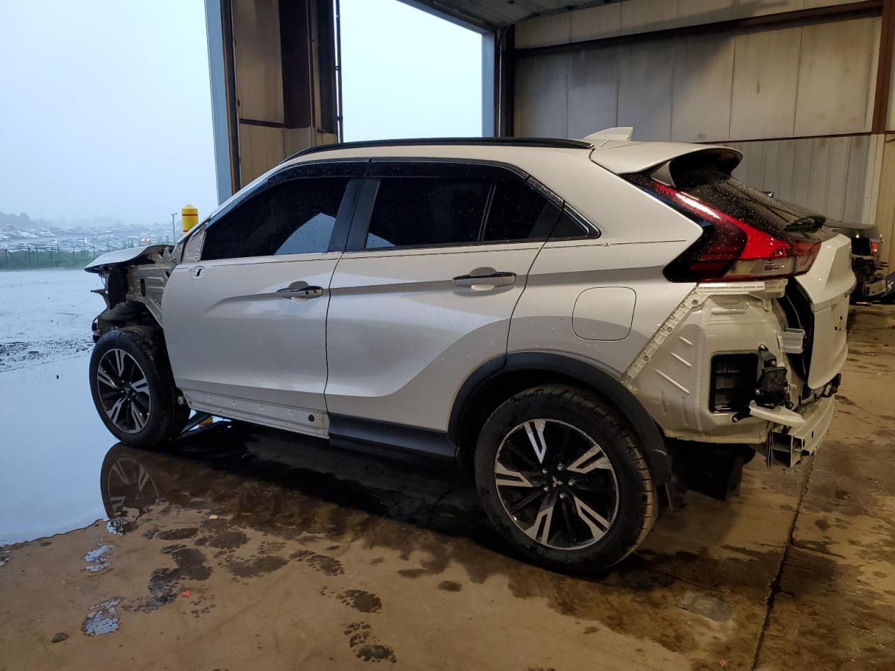 2024 MITSUBISHI ECLIPSE CROSS SE — снимка 2