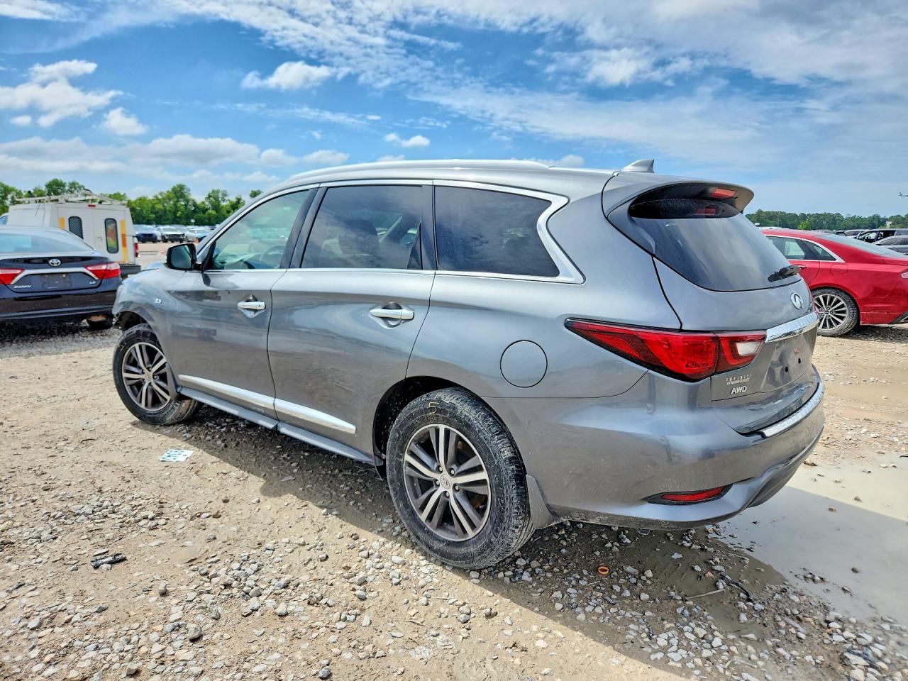 2020 INFINITI QX60 LUXE — снимка 2