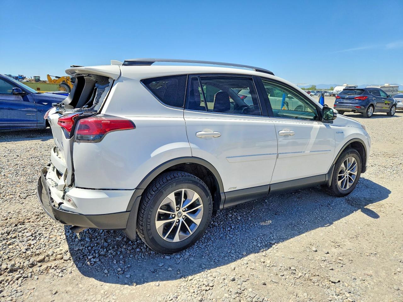 2017 TOYOTA RAV4 HYBRID XLE — снимка 3