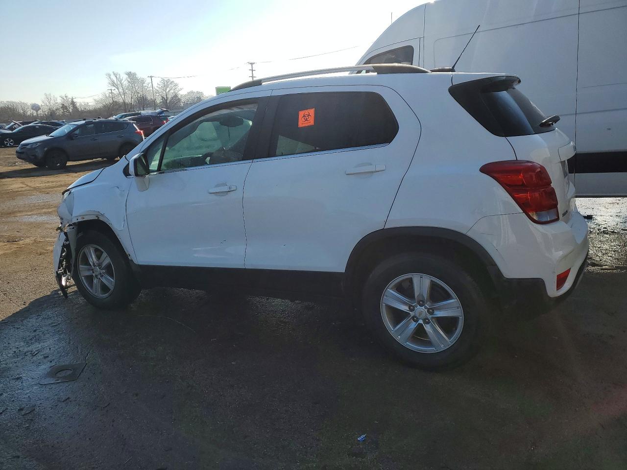 2020 CHEVROLET TRAX 1LT — снимка 2
