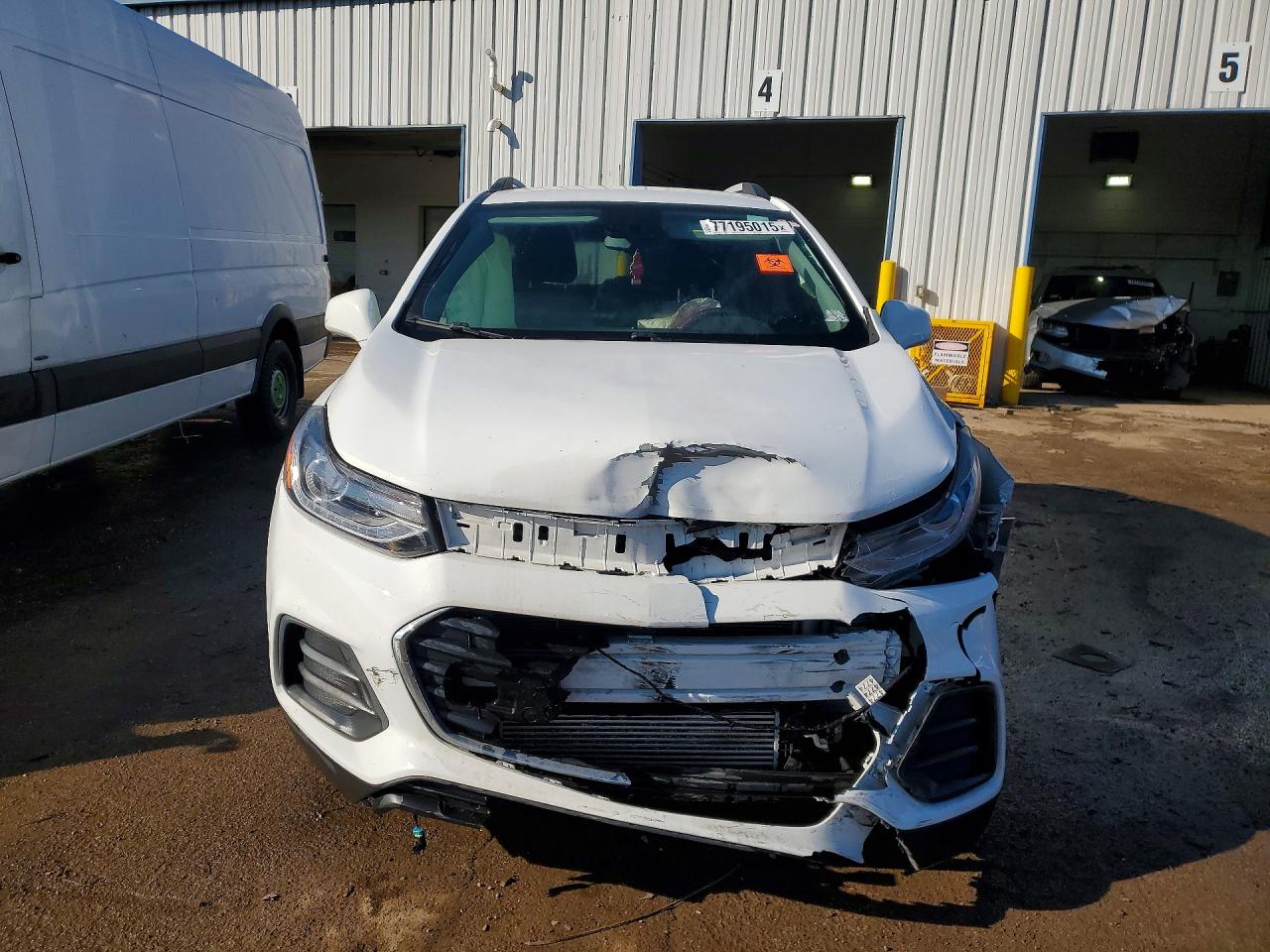 2020 CHEVROLET TRAX 1LT — снимка 5