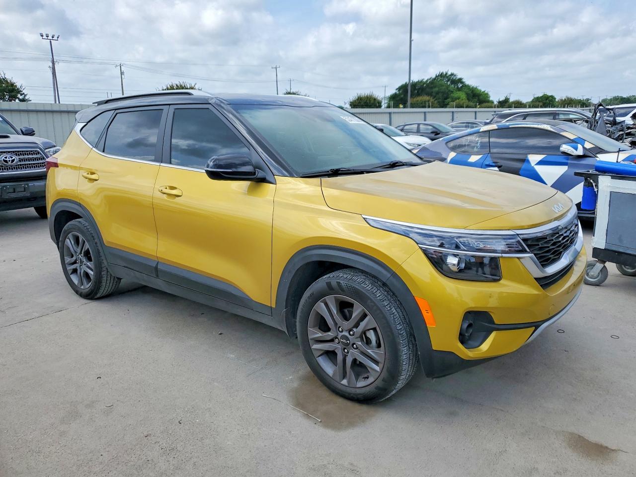 2023 KIA SELTOS S — снимка 4