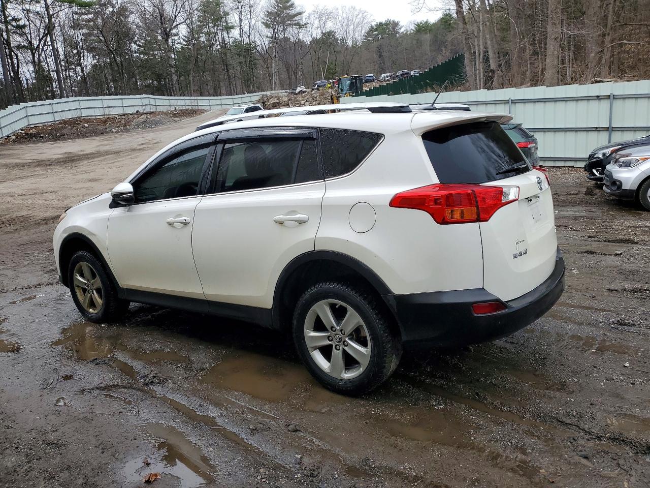 2015 TOYOTA RAV4 XLE — снимка 2
