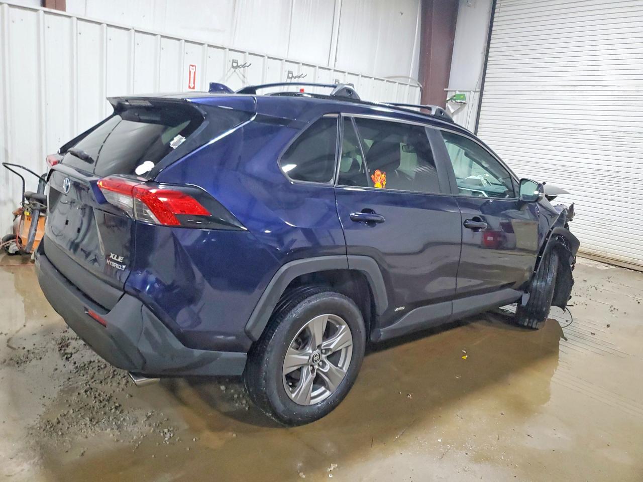 2024 TOYOTA RAV4 HYBRID XLE — снимка 3
