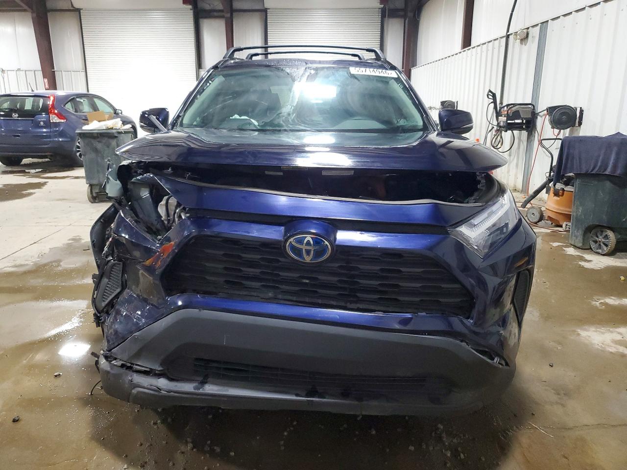 2024 TOYOTA RAV4 HYBRID XLE — снимка 5