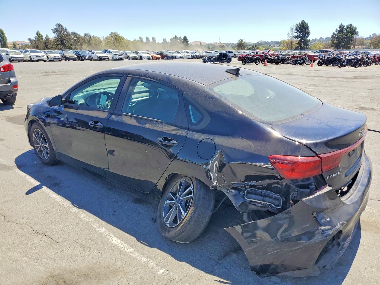 2023 KIA FORTE LXS — снимка 2