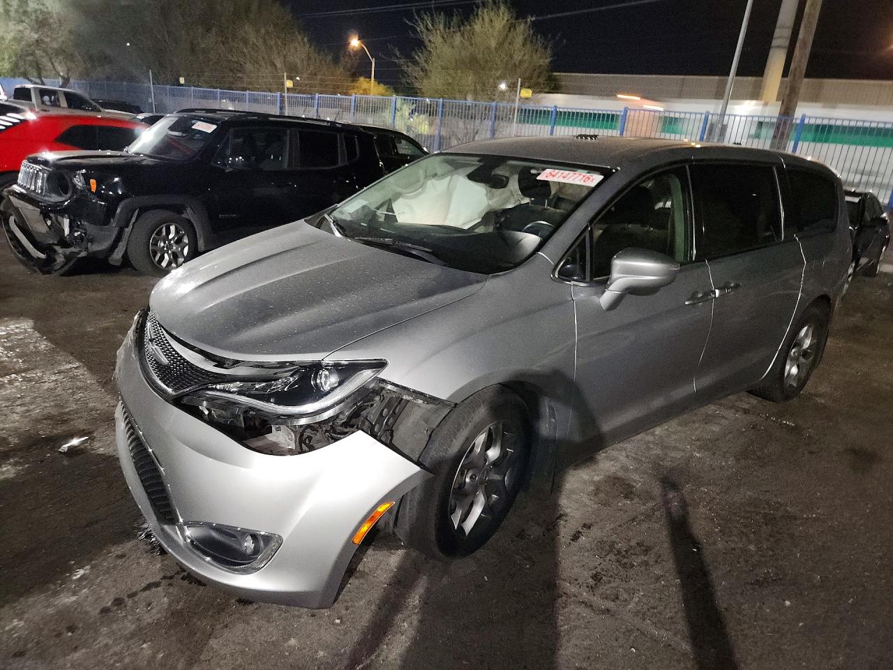 2018 CHRYSLER PACIFICA TOURING PLUS