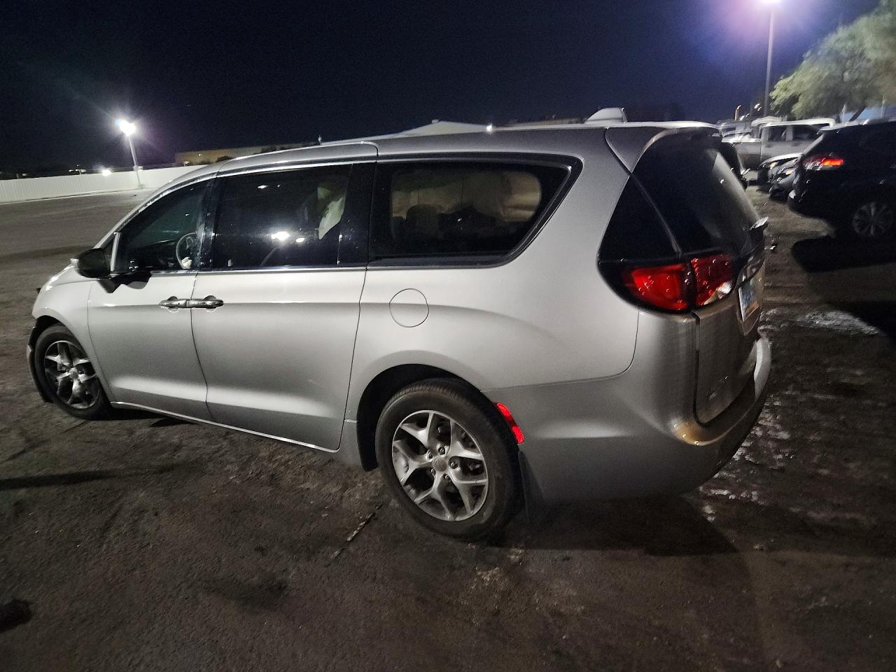 2018 CHRYSLER PACIFICA TOURING PLUS — снимка 2