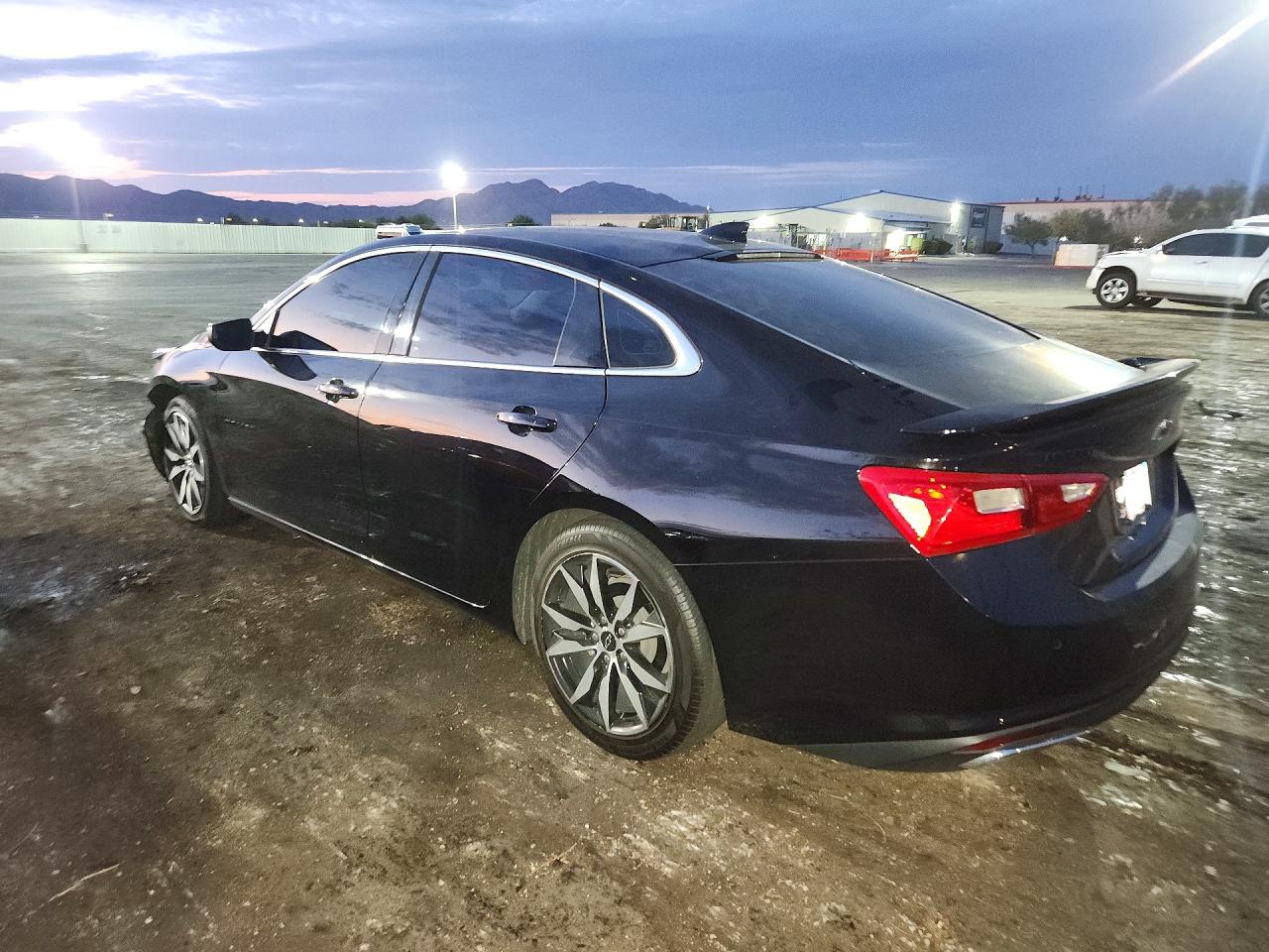 2021 CHEVROLET MALIBU RS — снимка 2