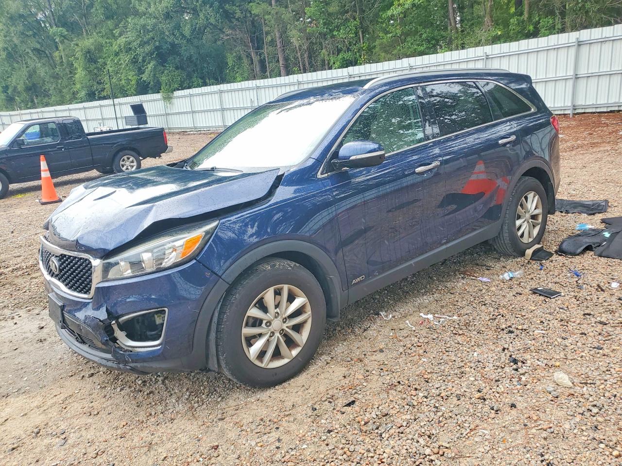 2017 KIA SORENTO LX