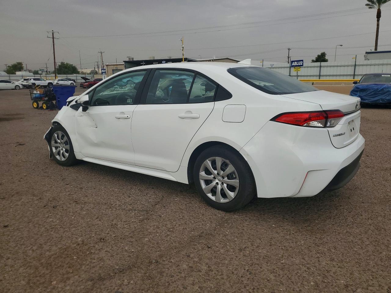 2025 TOYOTA COROLLA LE — снимка 2