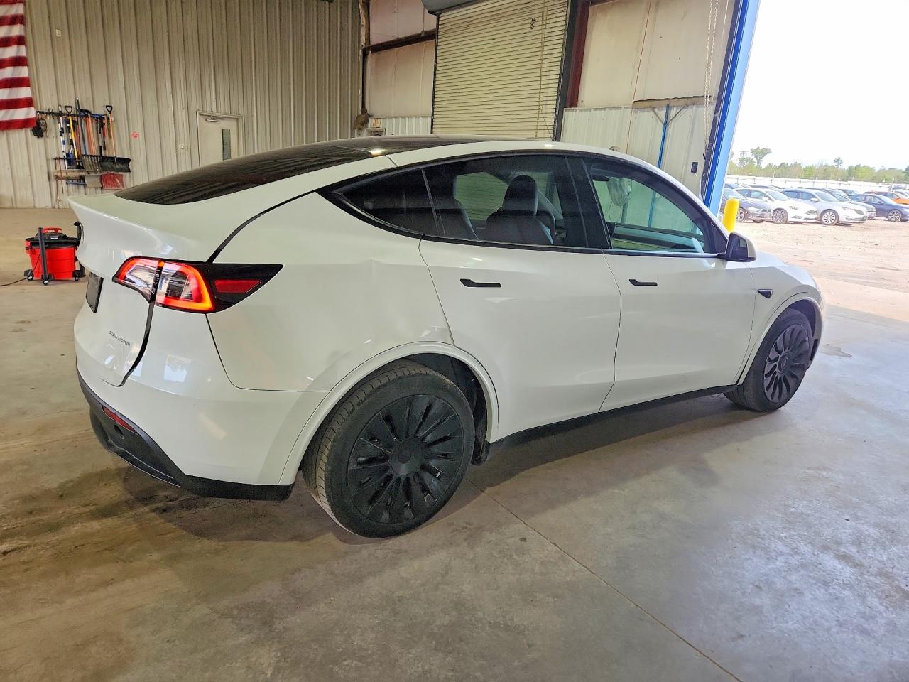 2023 TESLA MODEL Y — снимка 3
