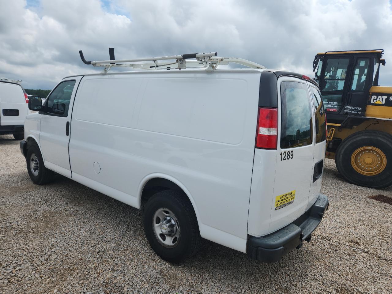 2020 CHEVROLET EXPRESS G2500 — снимка 2