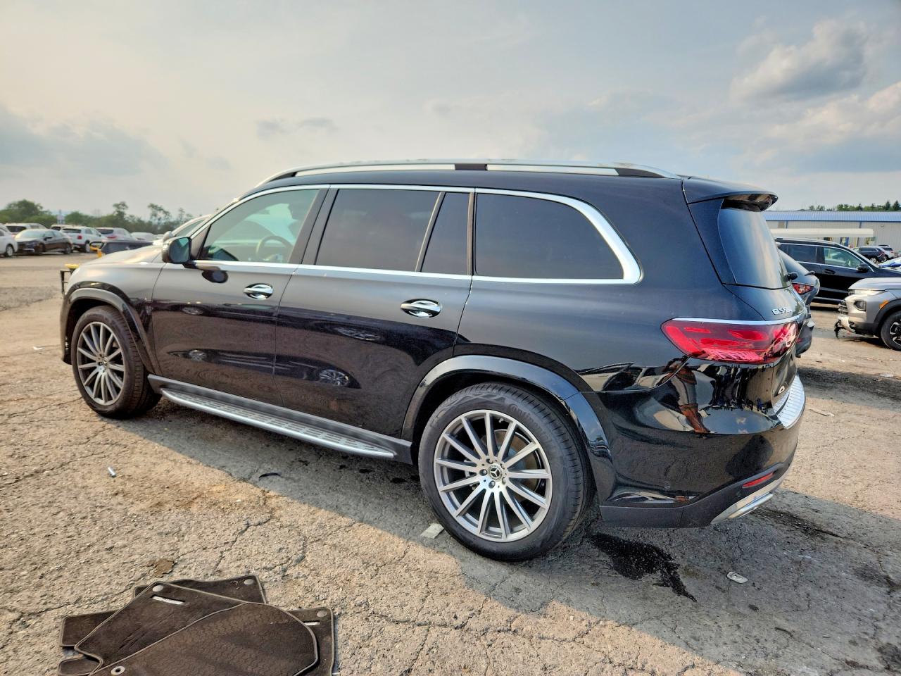 2025 MERCEDES-BENZ GLS 580 4MATIC — снимка 2
