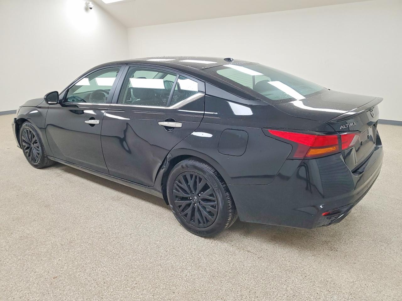 2025 NISSAN ALTIMA SV — снимка 2