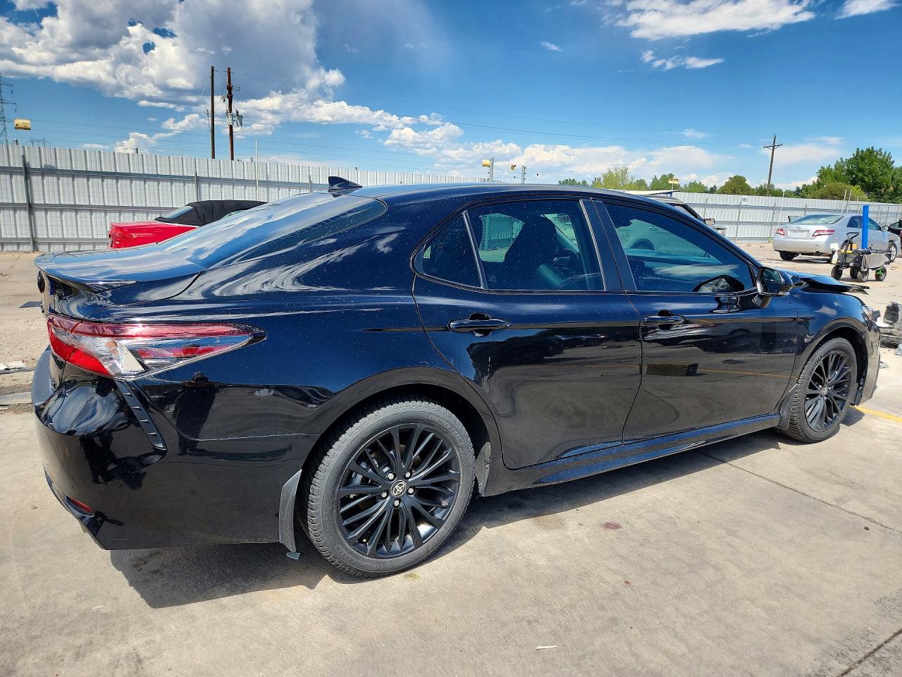 2022 TOYOTA CAMRY SE NIGHTSHADE — снимка 3
