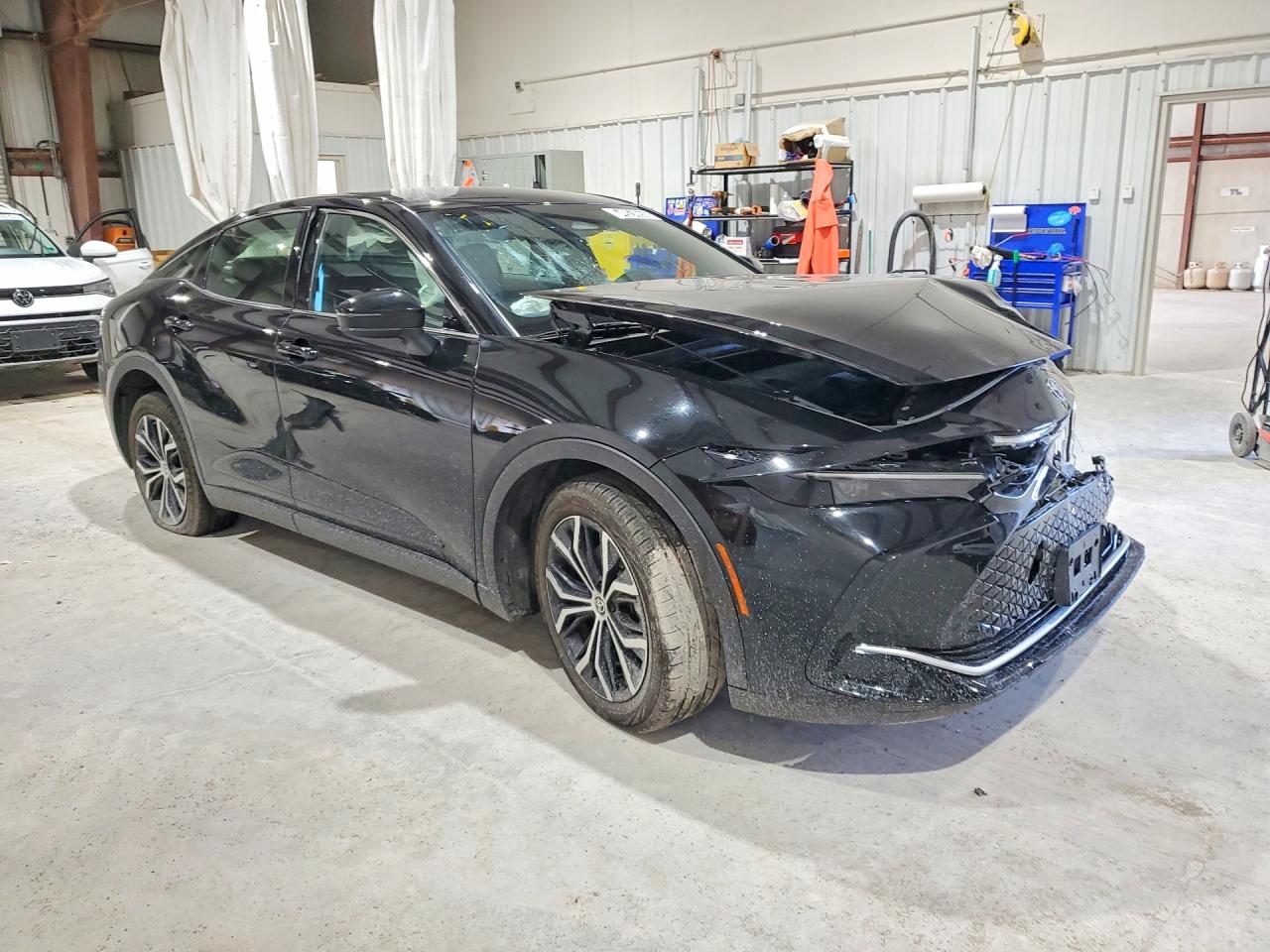 2025 TOYOTA CROWN XLE — снимка 4