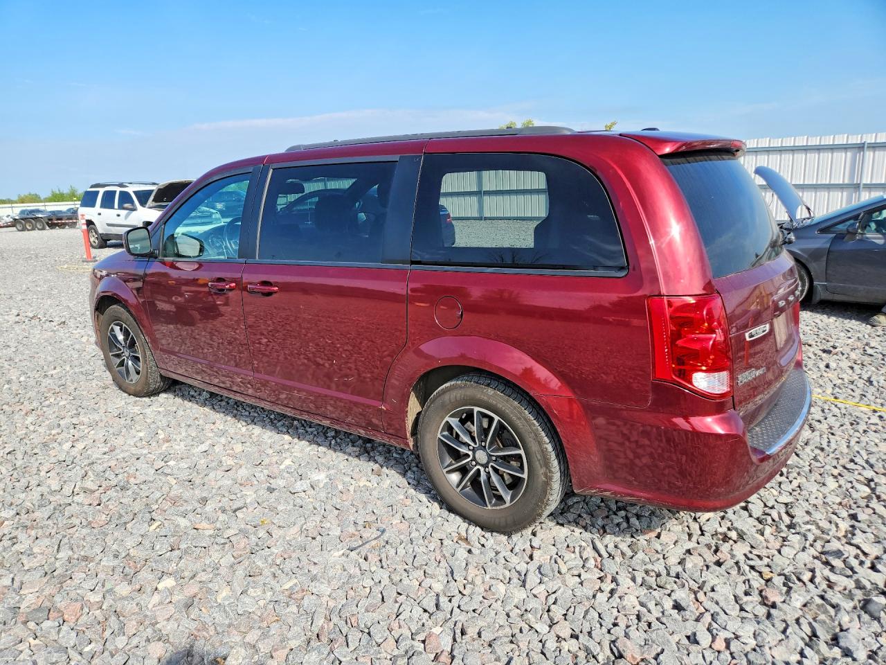 2018 DODGE GRAND CARAVAN GT — снимка 2