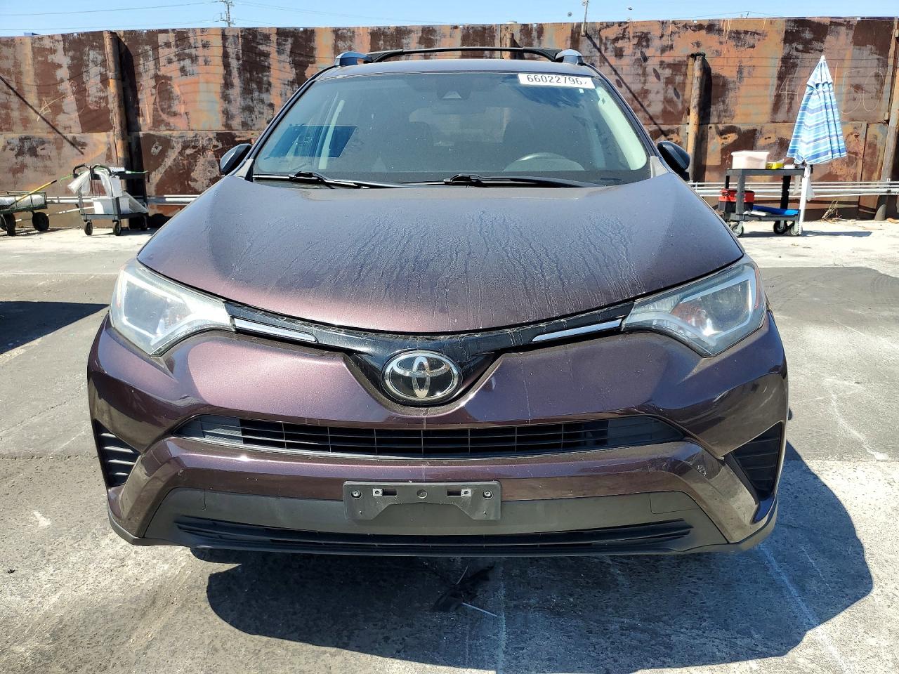 2018 TOYOTA RAV4 LE — снимка 5