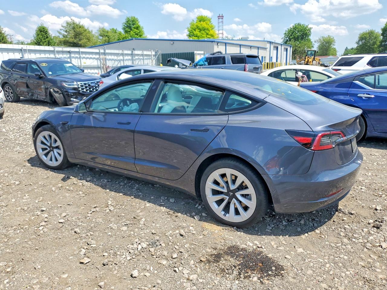 2023 TESLA MODEL 3 — снимка 2