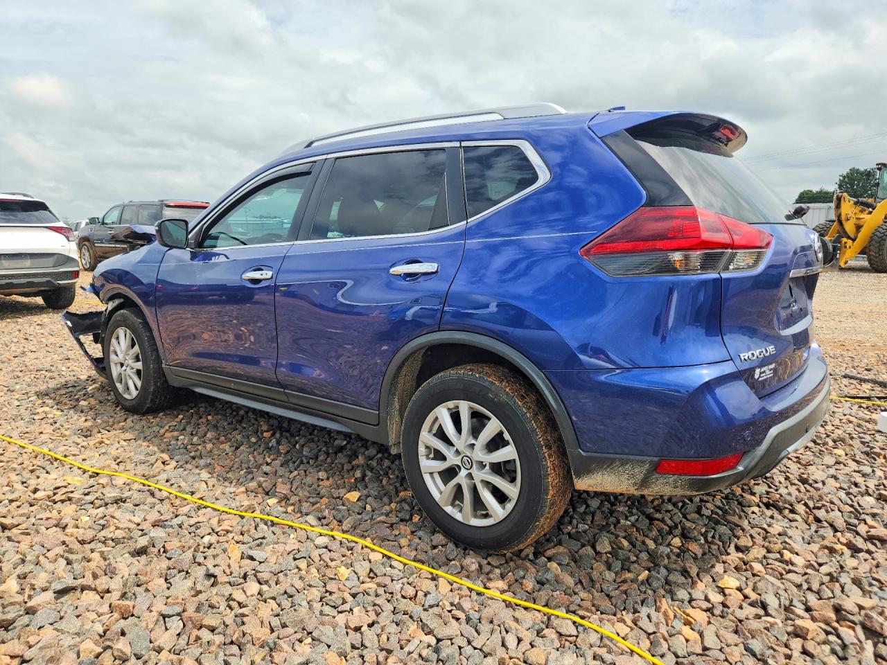 2019 NISSAN ROGUE SV — снимка 2