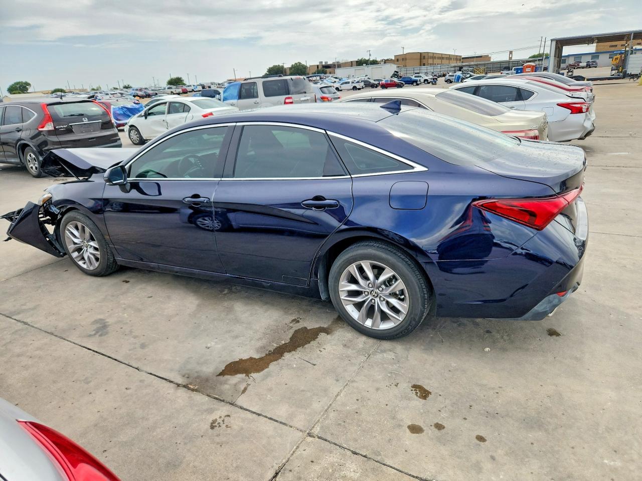 2021 TOYOTA AVALON XLE — снимка 2