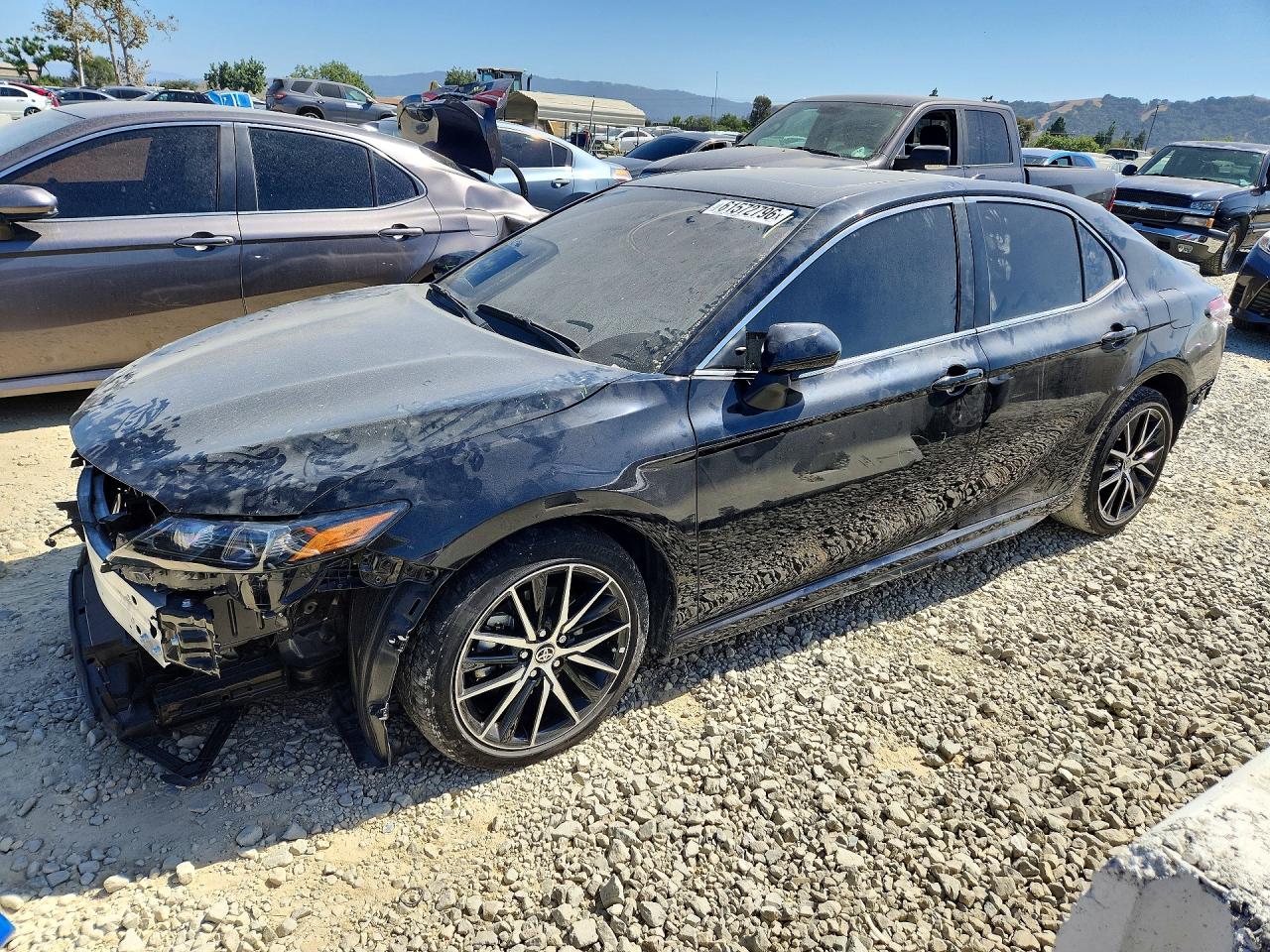 2024 TOYOTA CAMRY SE