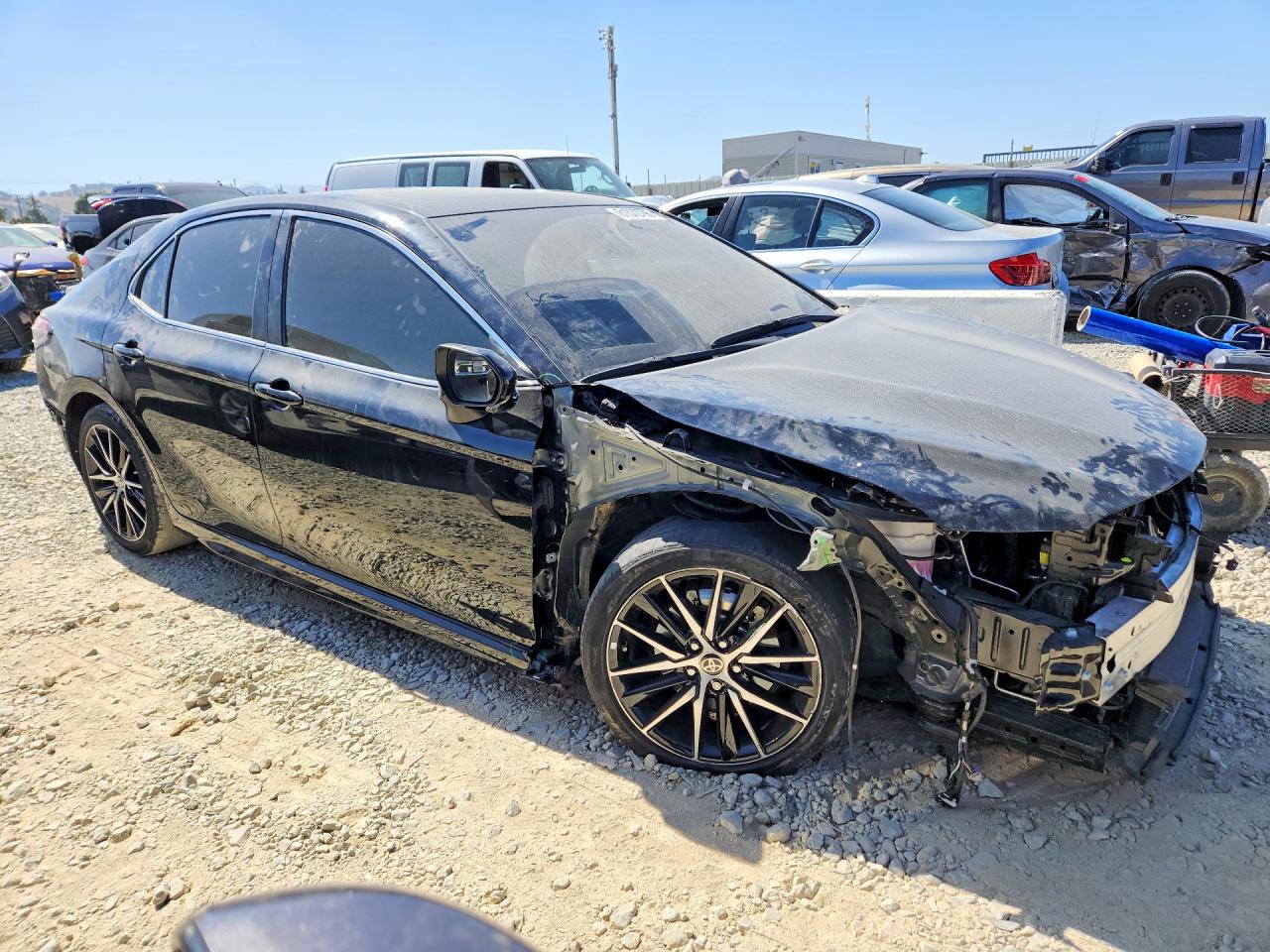 2024 TOYOTA CAMRY SE — снимка 4
