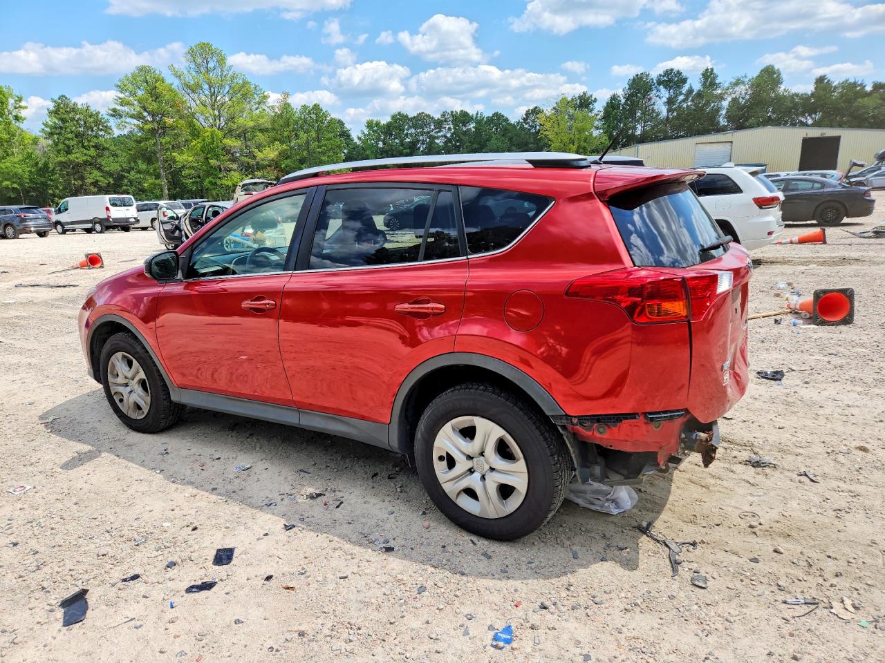 2015 TOYOTA RAV4 LE — снимка 2