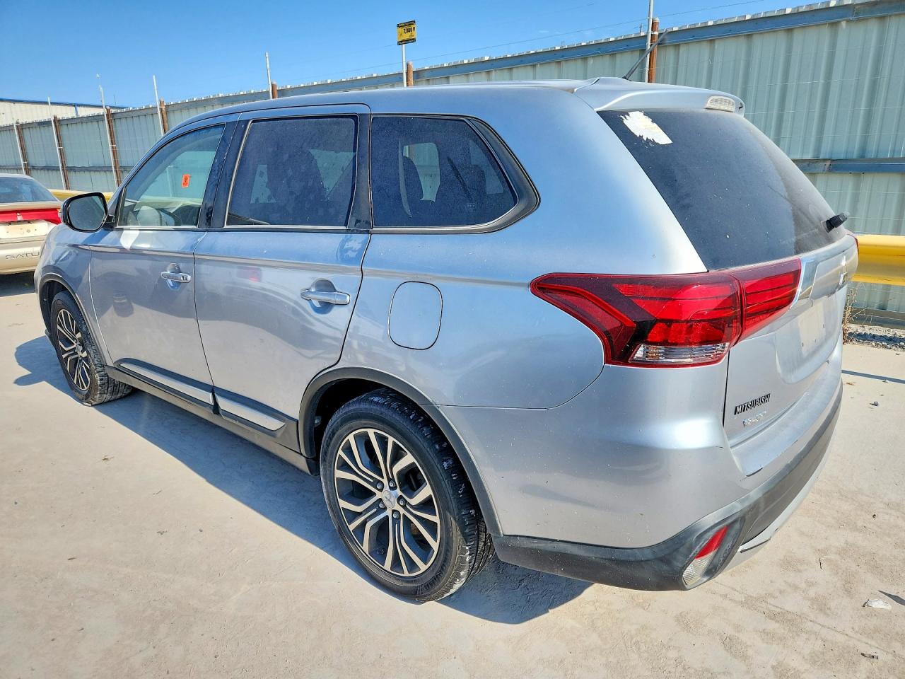 2016 MITSUBISHI OUTLANDER SE — снимка 2