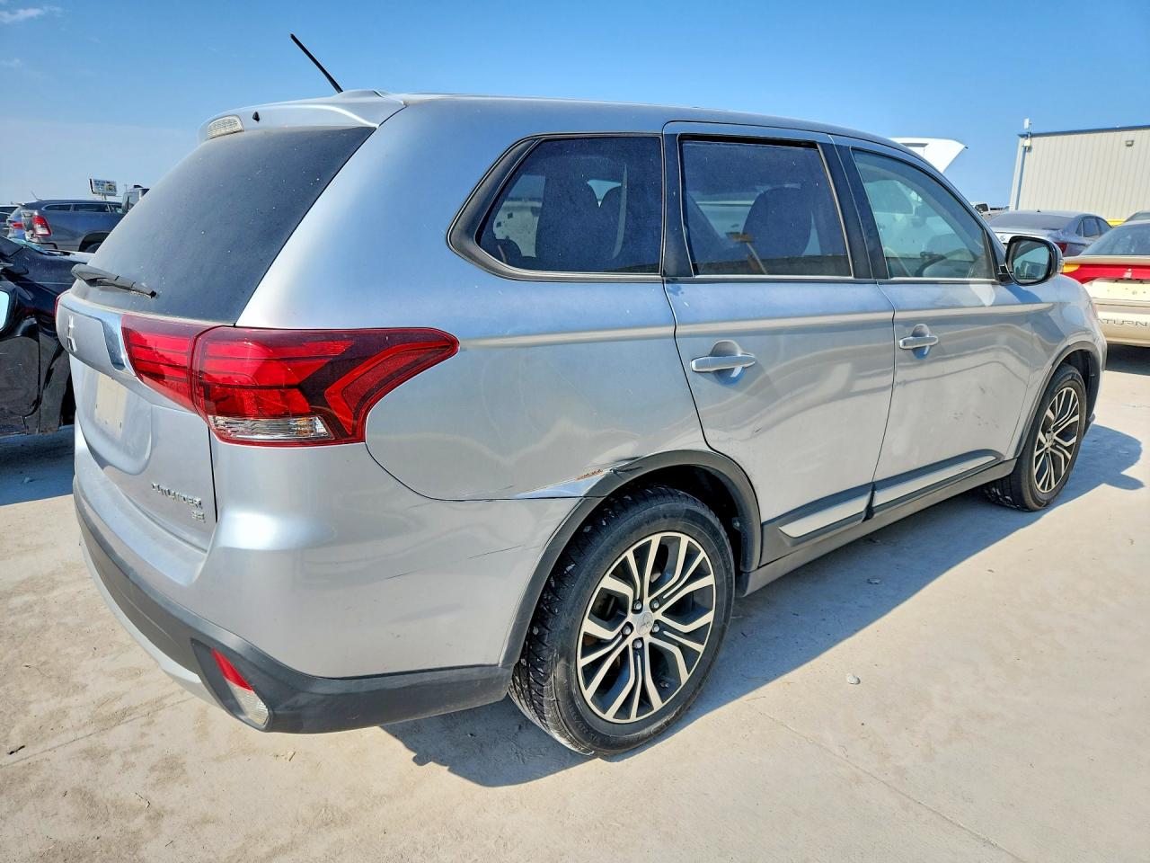 2016 MITSUBISHI OUTLANDER SE — снимка 3